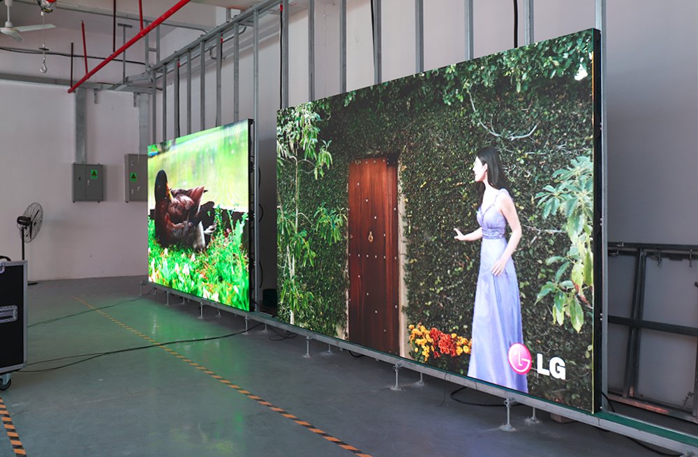 P25 480x480 Indoor Magnetic Nano Polymer LED Screen 3 LED Display Manufacturer in China EagerLED P25 480x480 Indoor Magnetic Nano Polymer LED Screen