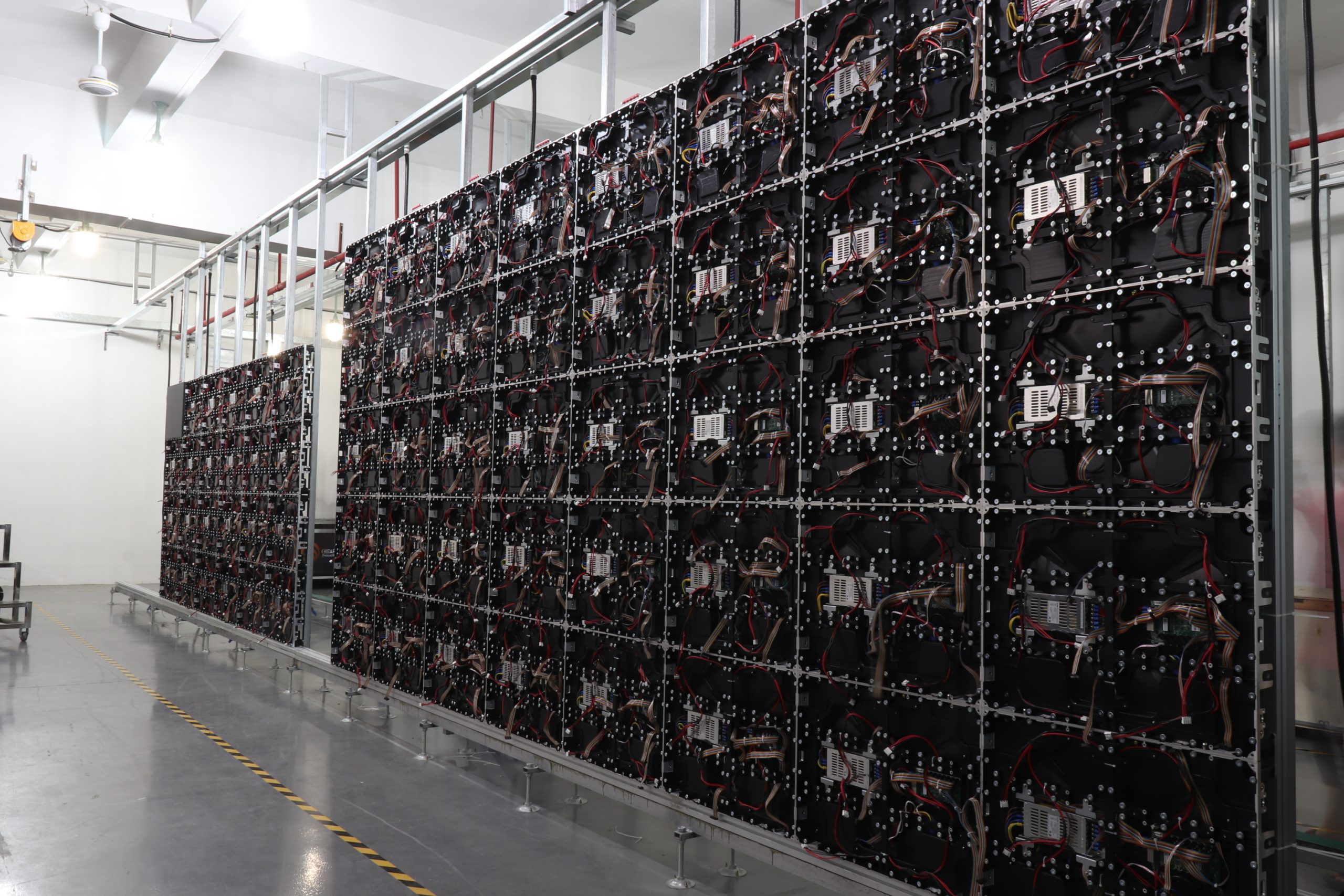 IMG3923 LED Display Manufacturer in China EagerLED Indoor HD LED Display