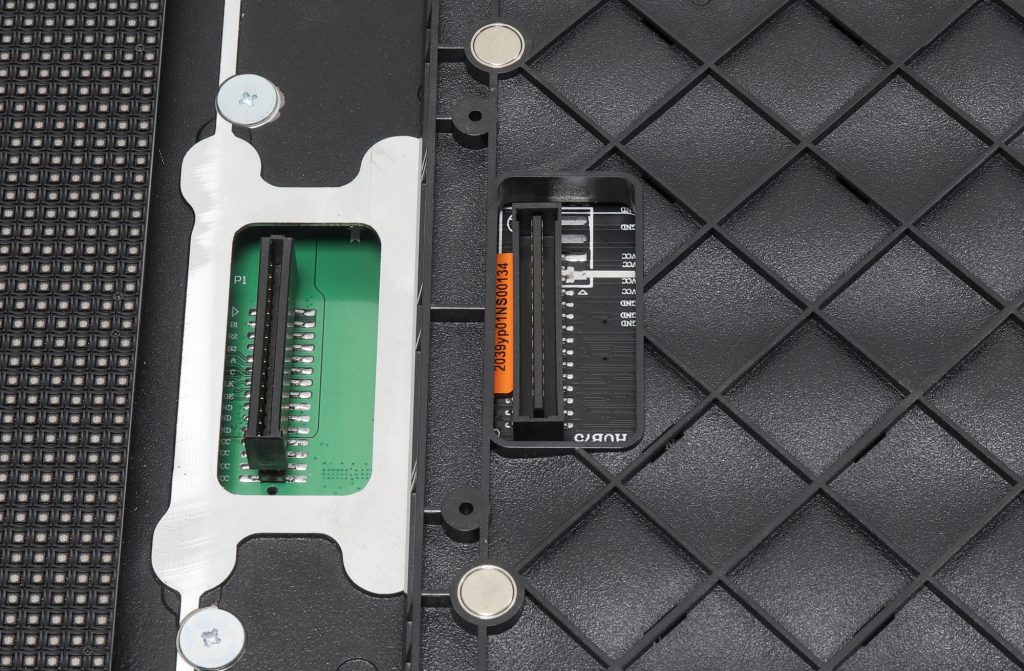 Module connection 11 LED Display Manufacturer in China EagerLED