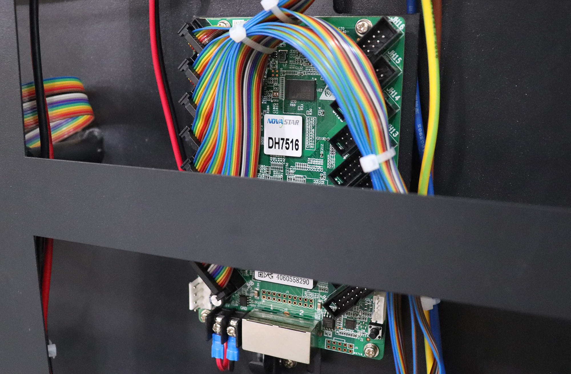 P1 86 Indoor small pitch curved front service LED Display LED Display Manufacturer in China EagerLED