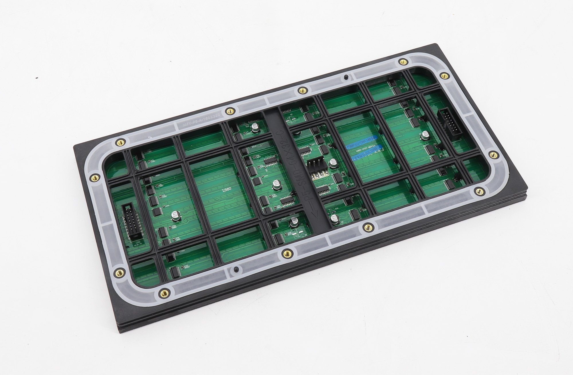 P5 320x160户外模组 0304 4 LED Display Manufacturer in China EagerLED