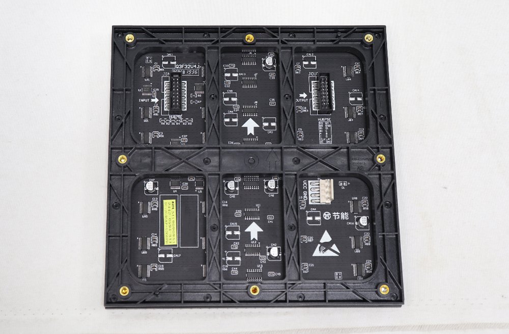 Q332SE192X192 3 LED Display Manufacturer in China EagerLED