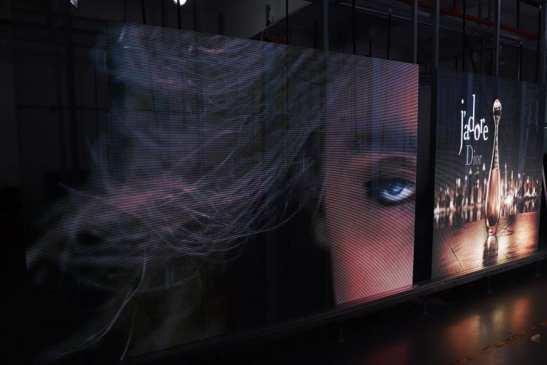 building display screens factory