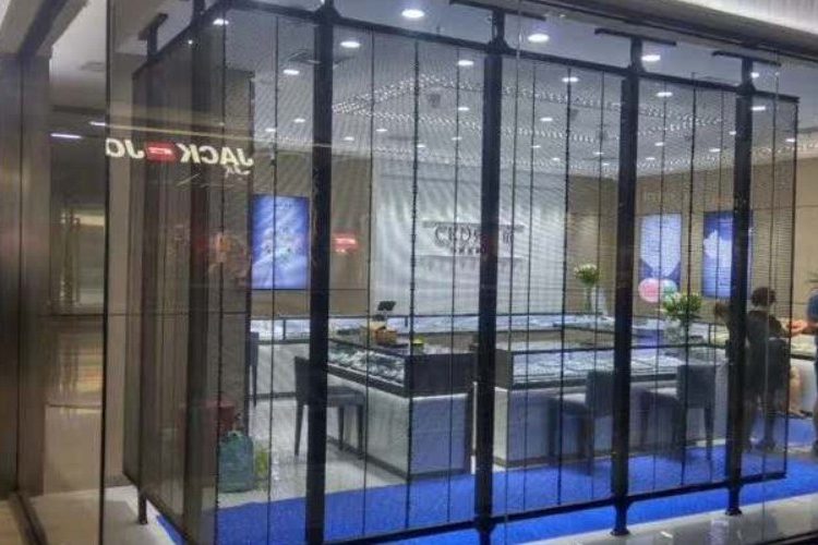2022.11.25+ P3.91 transparent LED screen installation for retail and atrium viewing