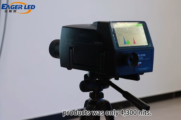 EagerLED outdoor P3.91 LED module comparison video.